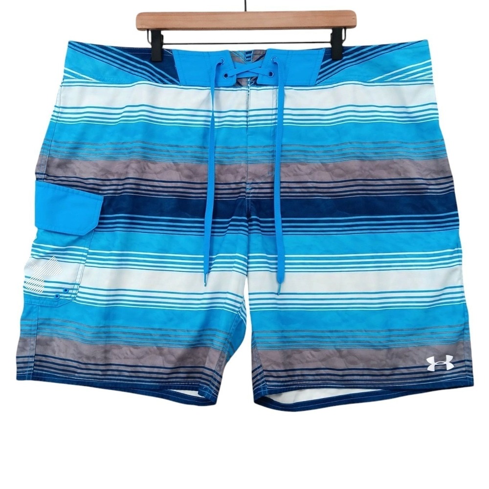 Under Armour Board Shorts Mens 44 Blue Striped HeatGear Loose Fit Swim Trunks